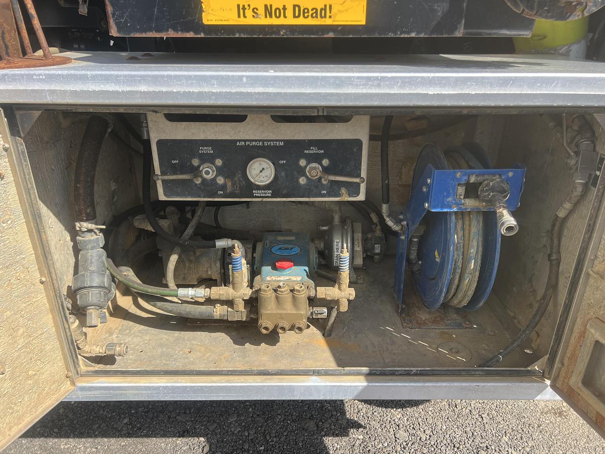 Used 2015 FREIGHTLINER VACTOR HXX AUTOMATIC