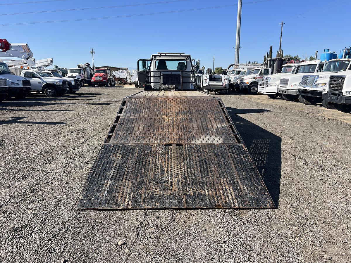 Used 2017 Peterbilt 337