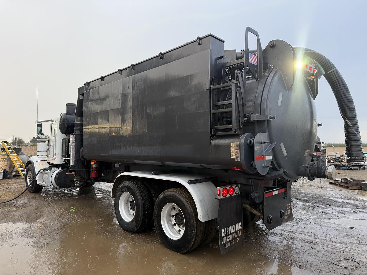 Used 2012 GAPVAX HV57 PETERBILT 367 AIR MOVER