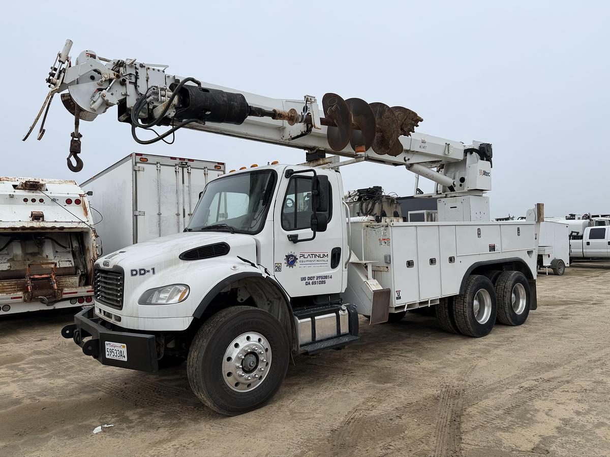 Used FREIGHTLINER ALTEC D3060B DIGGER DERRICK 