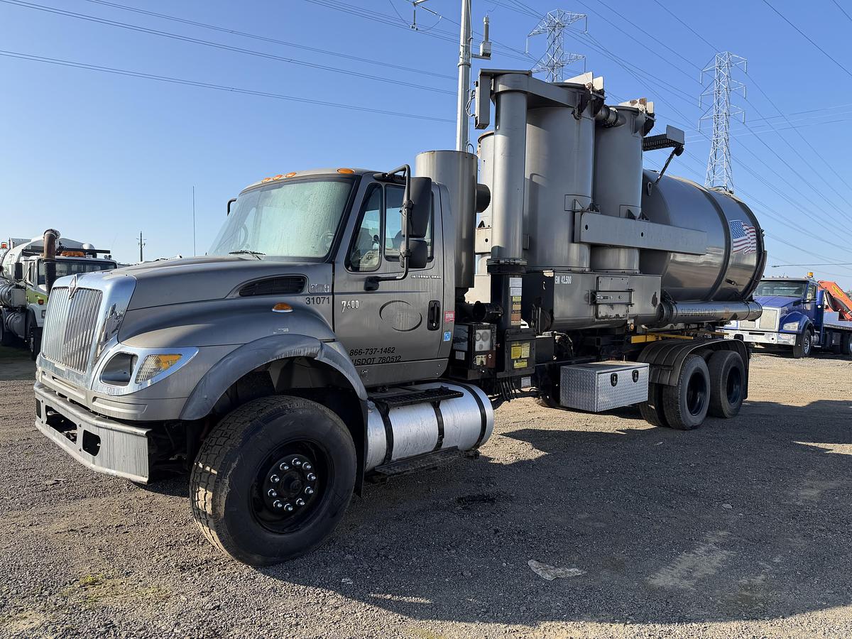 Used 2007 HI DUMP SUPER SUCKER INTERNATIONAL