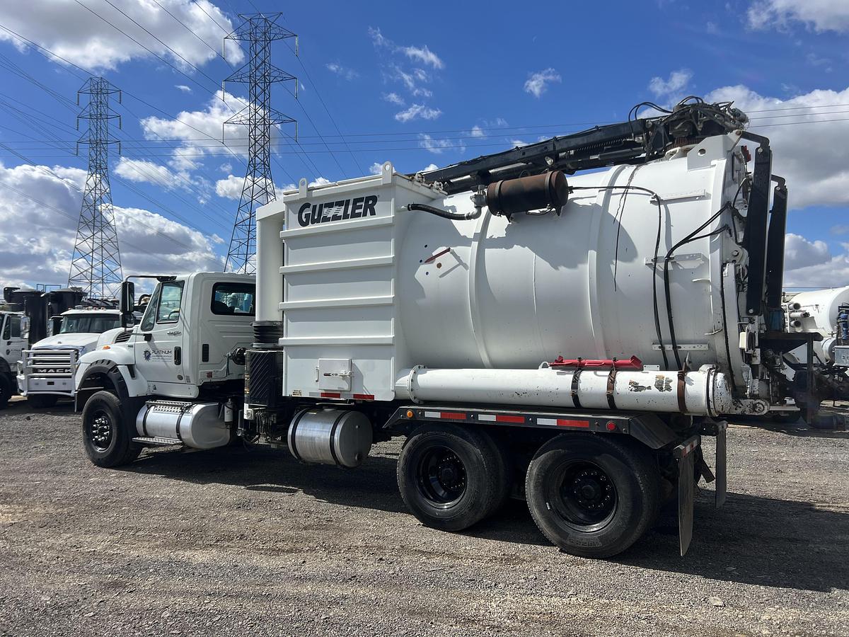 Used 2012 INTERNATIONAL GUZZLER AIR MOVER