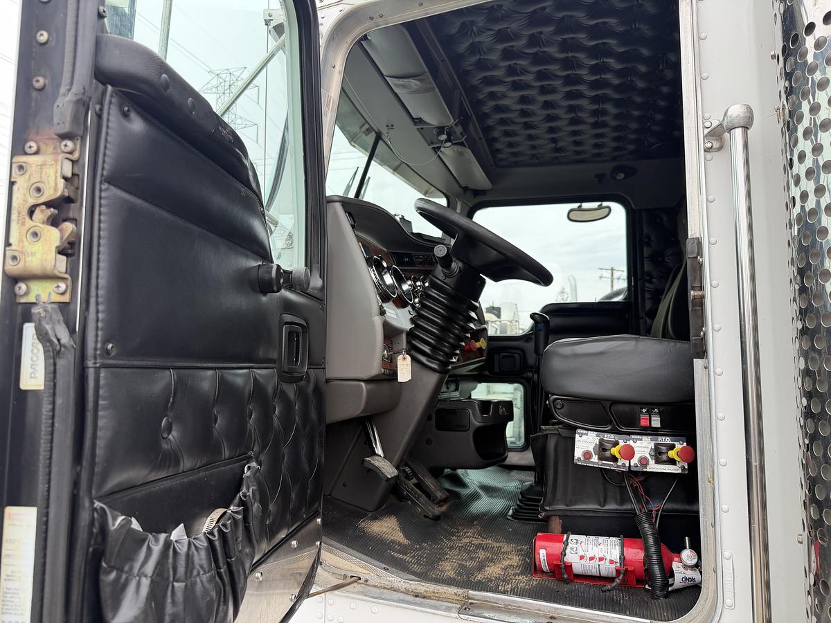 Used 2006 TURBO VAC KENWORTH T800