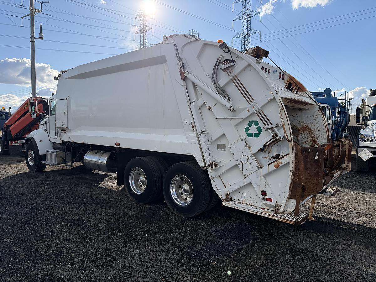 Used 2013 Peterbilt 348