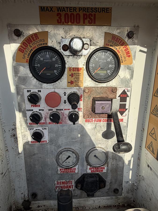 Used 2010 GAPVAX MC2008 COMBO SEWER CLEANER