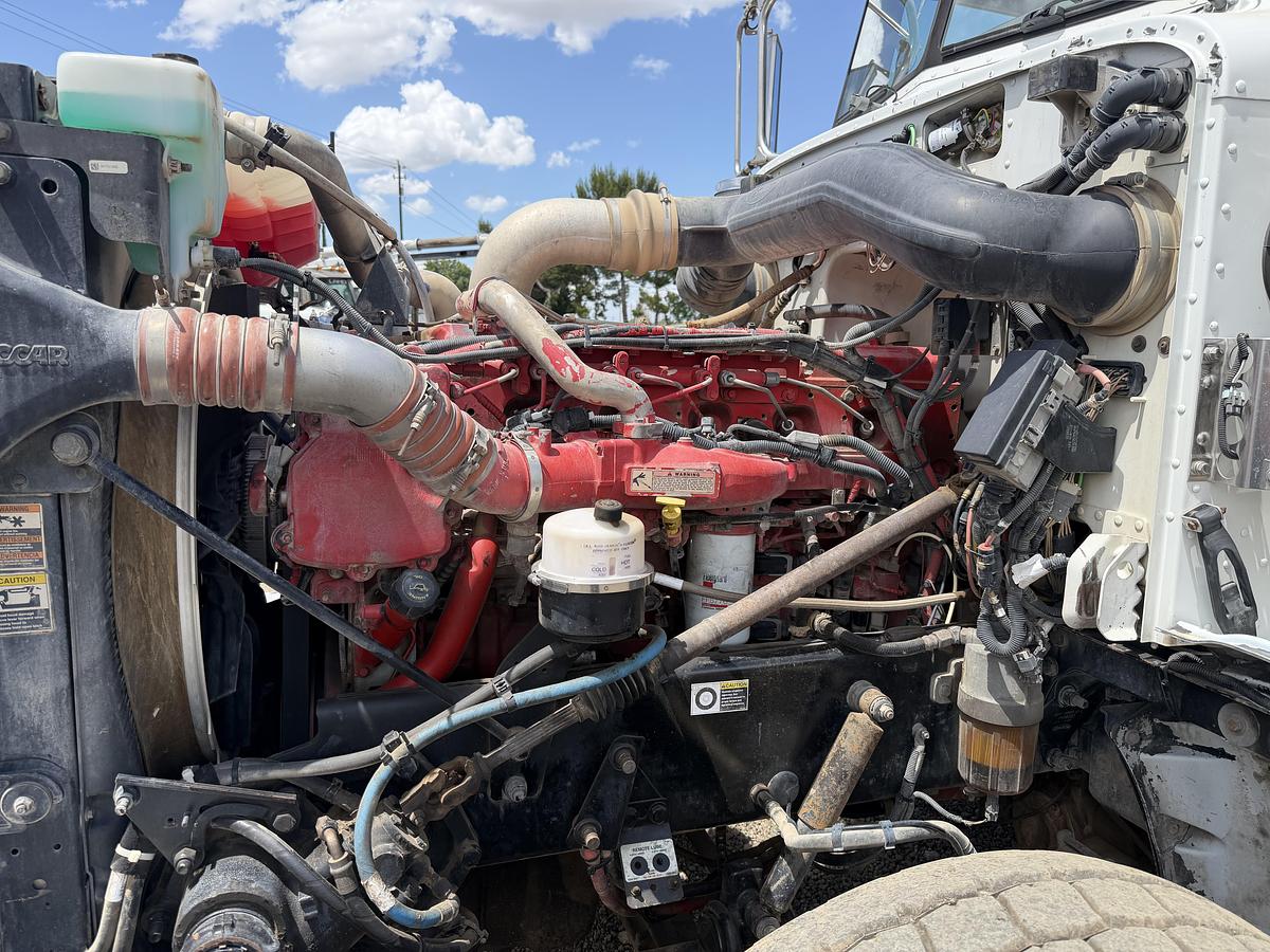 Used 2014 WINCH TRUCK PETERBILT 367