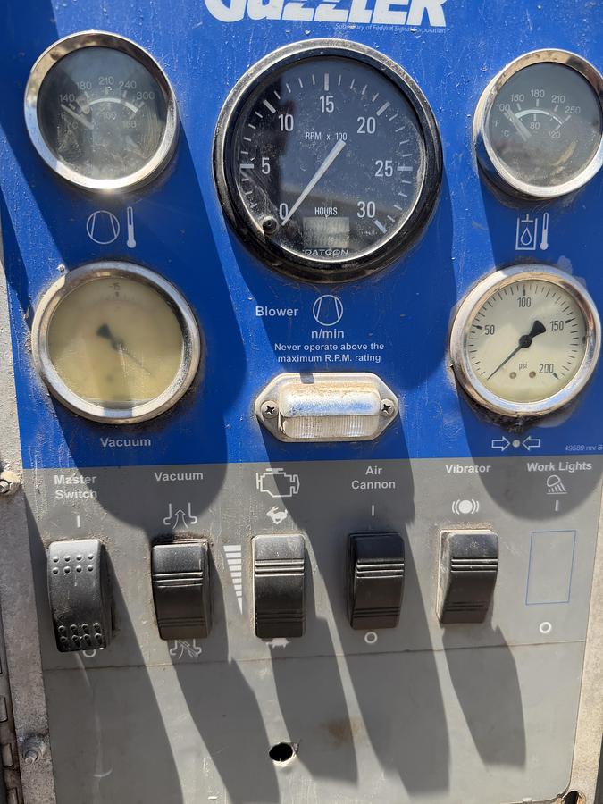 Used 2012 INTERNATIONAL GUZZLER AIR MOVER