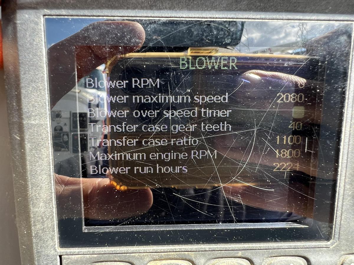 Used 2015 FREIGHTLINER VACTOR HXX AUTOMATIC