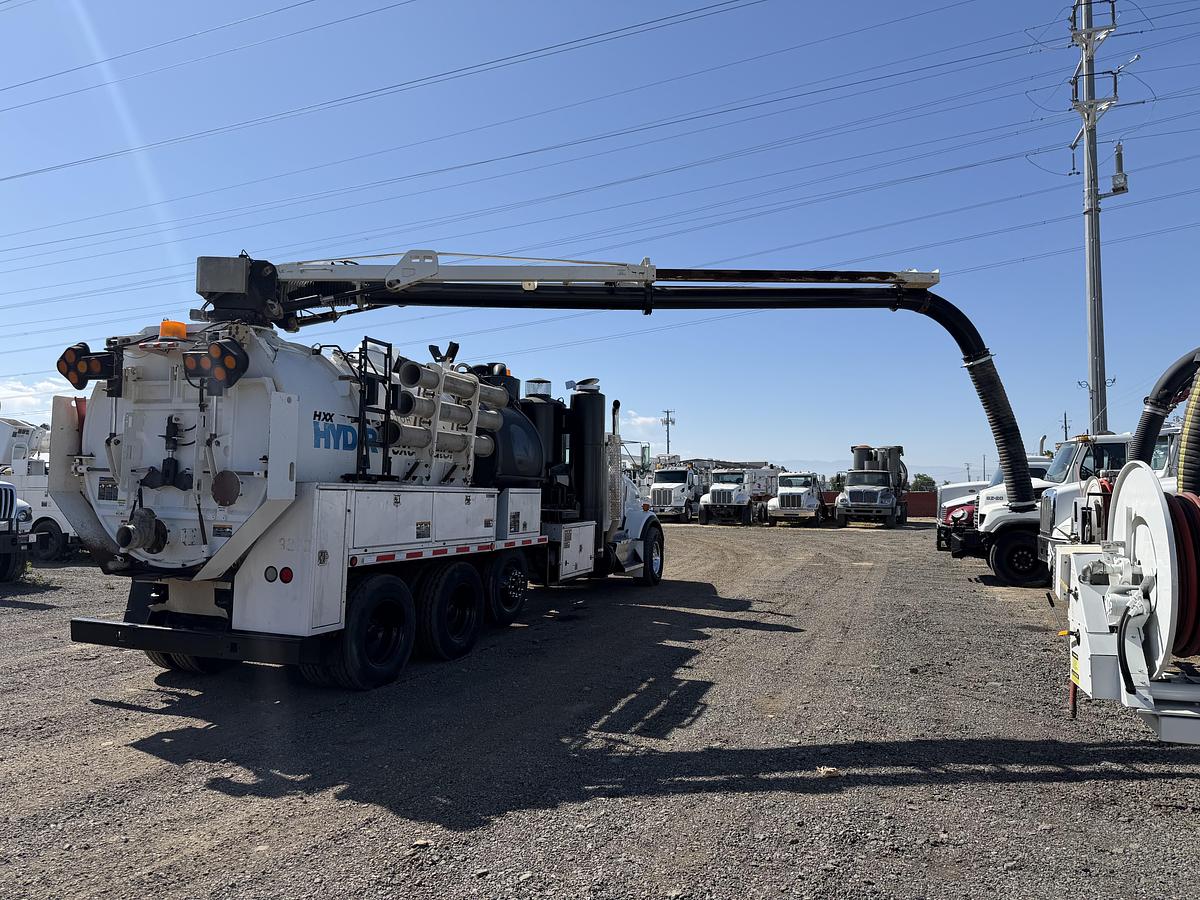 Used 2012 VACTOR HXX KENWORTH T800