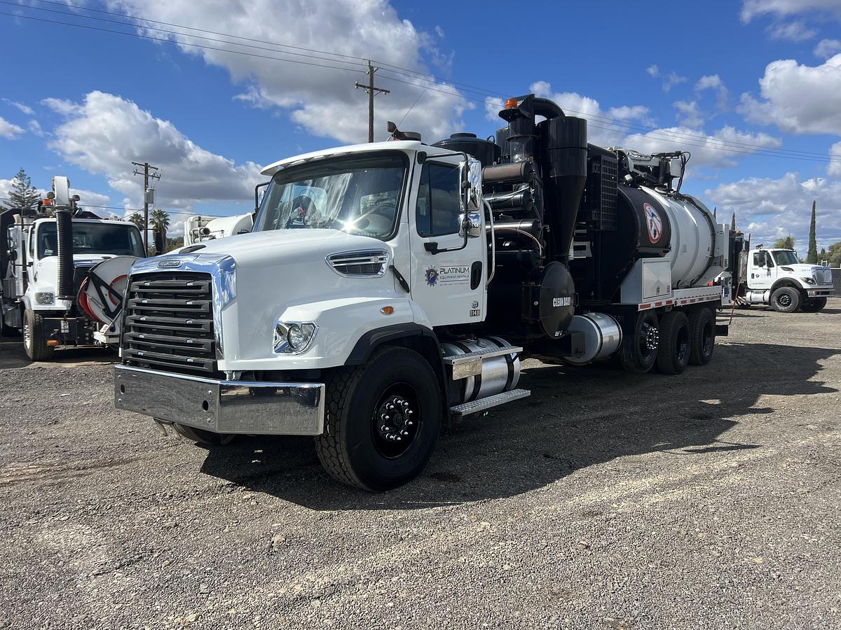 Used 2015 FREIGHTLINER VACTOR HXX AUTOMATIC