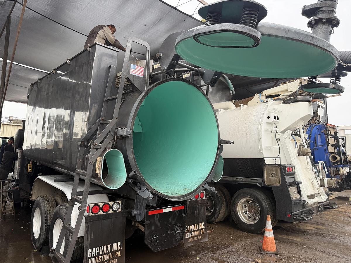 Used 2012 GAPVAX HV57 PETERBILT 367 AIR MOVER