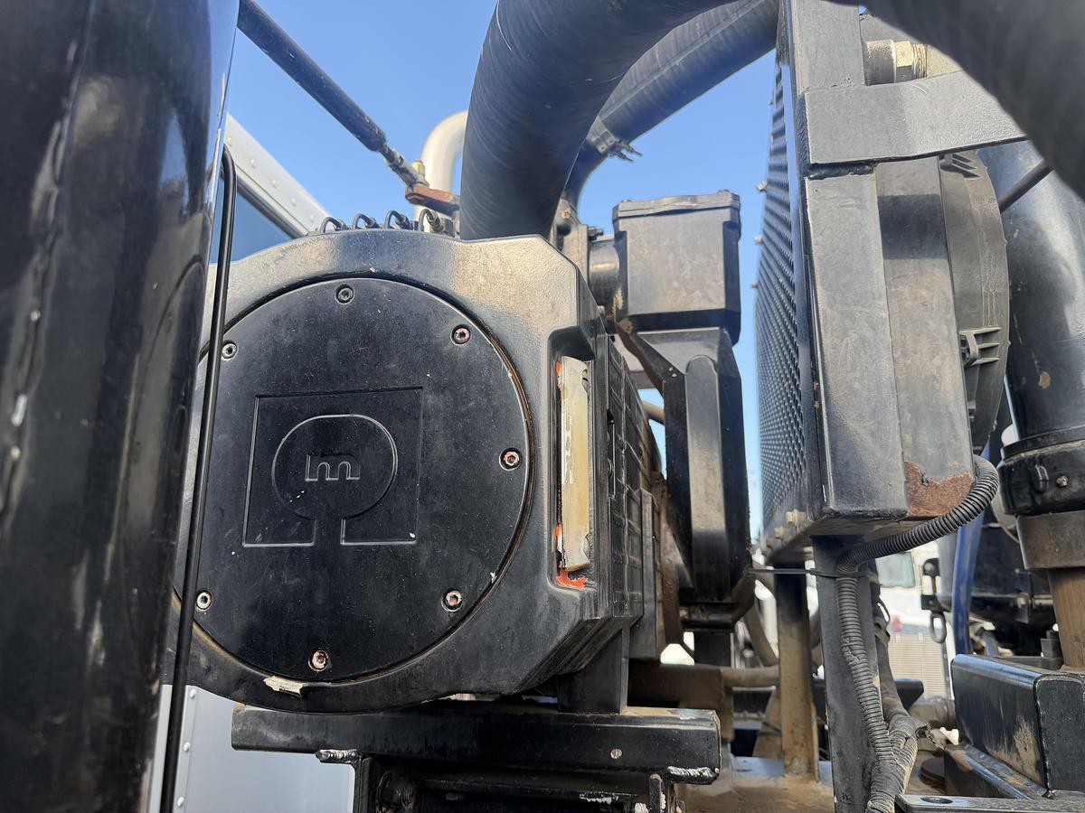 Used 2014 CUSCO DOT 110BBL PETERBILT 367