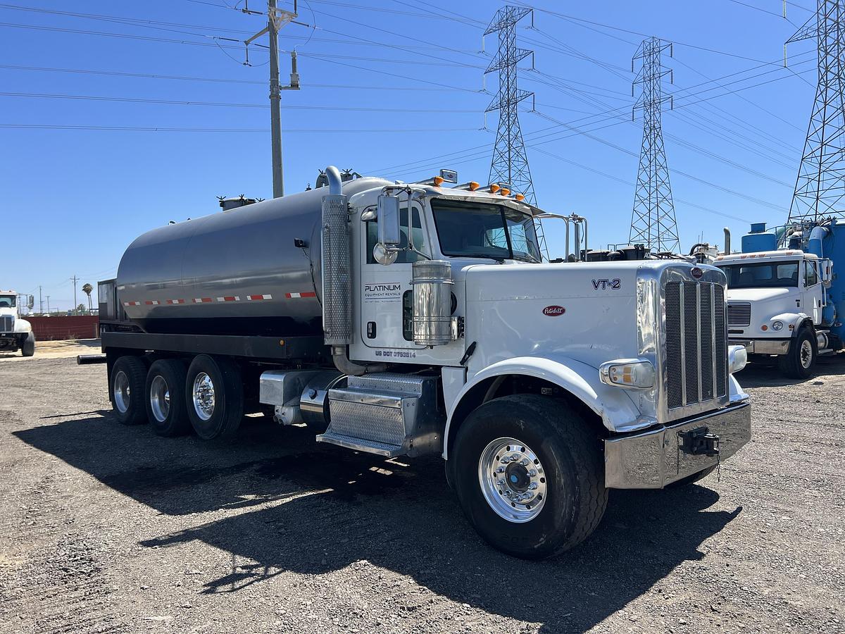 Used 2011 Peterbilt 388