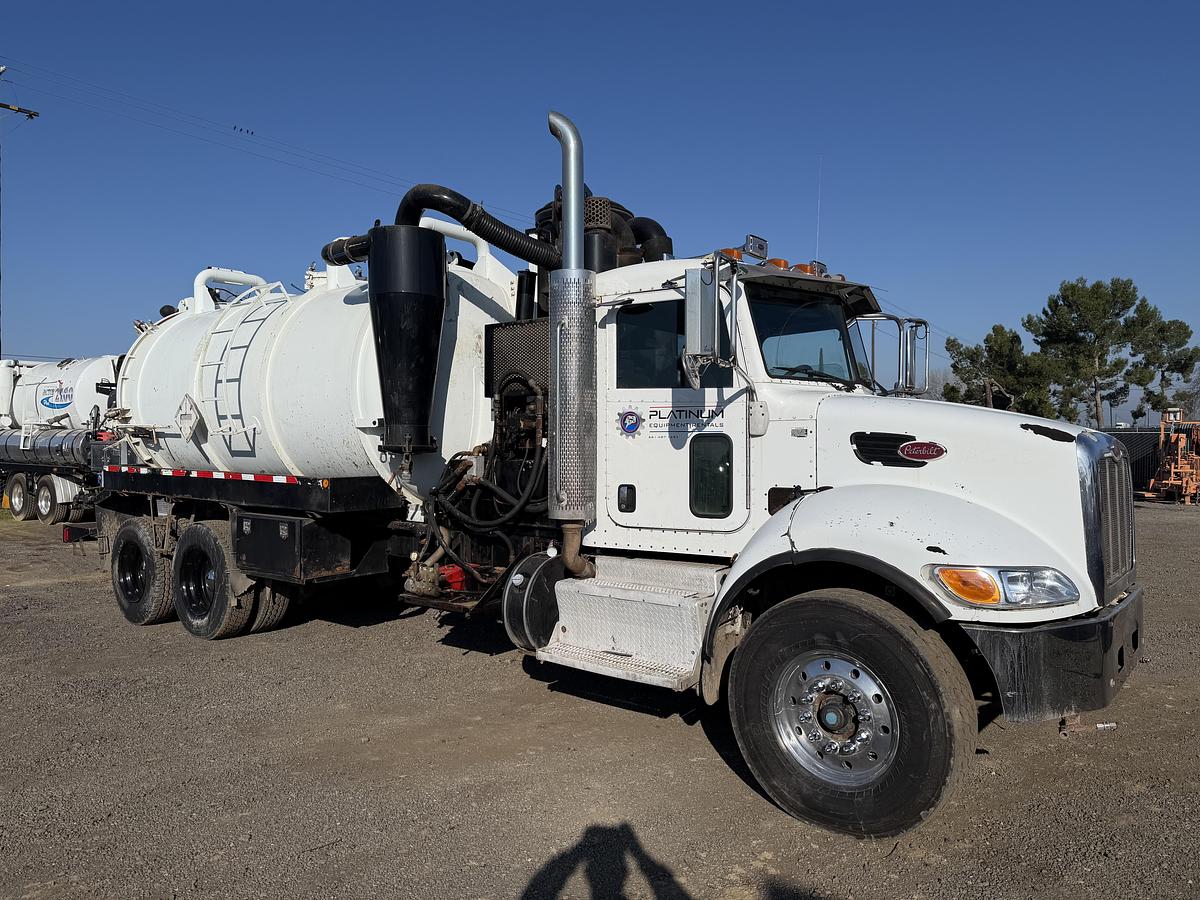 Used 2013 CUSCO MASTER VAC DOT 70BBL PETERBILT 
