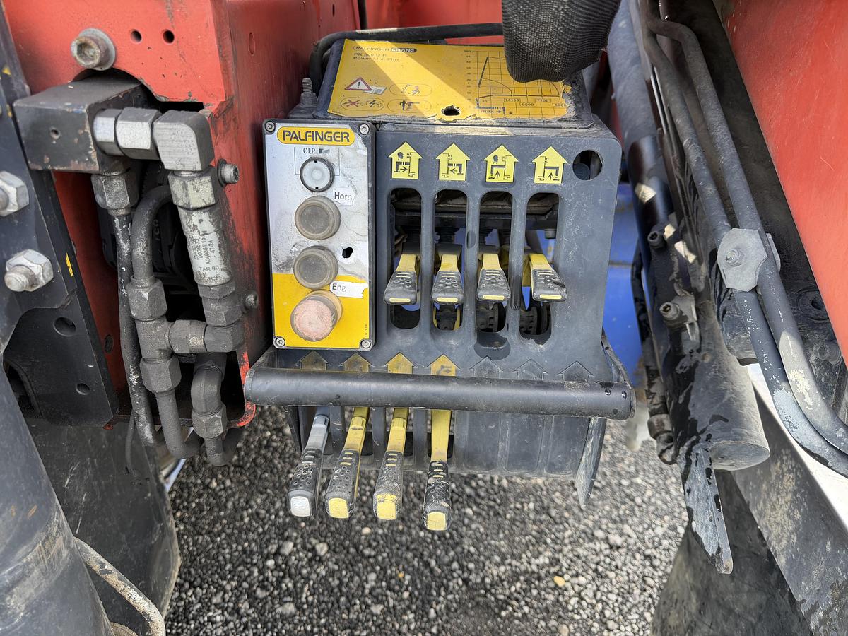 Used 2016 KENWORTH T880 KNUCKLE BOOM 