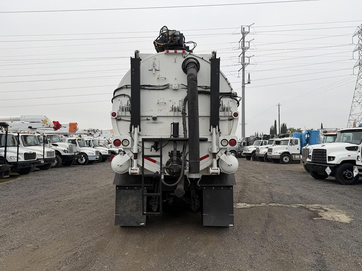 Used 2015 GUZZLER CLASSIC KENWORTH T800