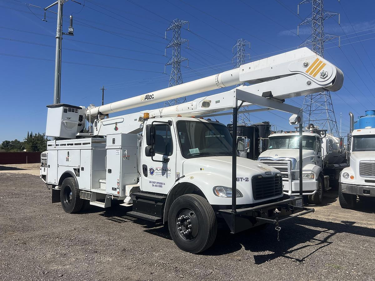 Used 2013 Freightliner M2