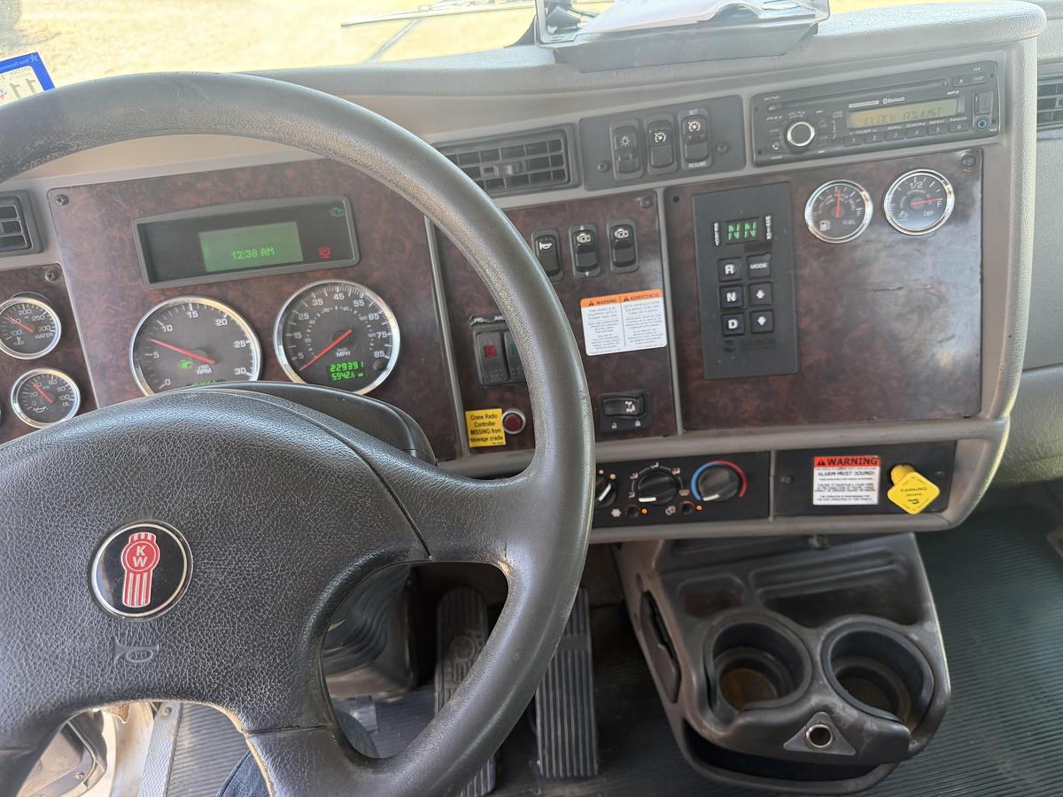 Used 2012 KENWORTH T370 SERVICE TRUCK 