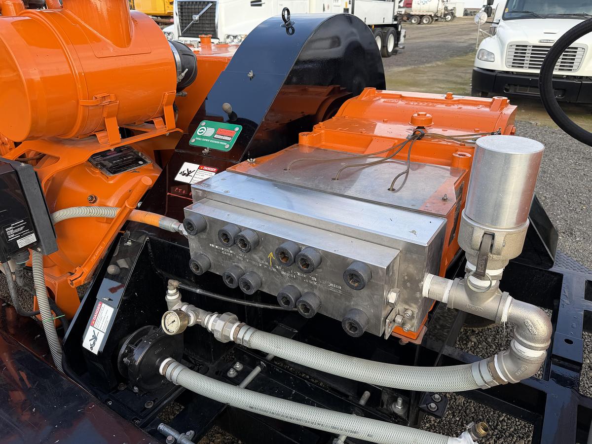 Used 2013 NLB 40,000 PSI WATER BLASTER 