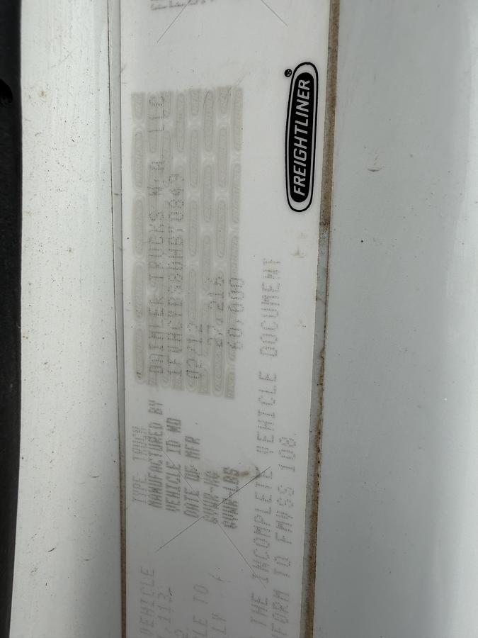 Used FREIGHTLINER ALTEC D3060B DIGGER DERRICK