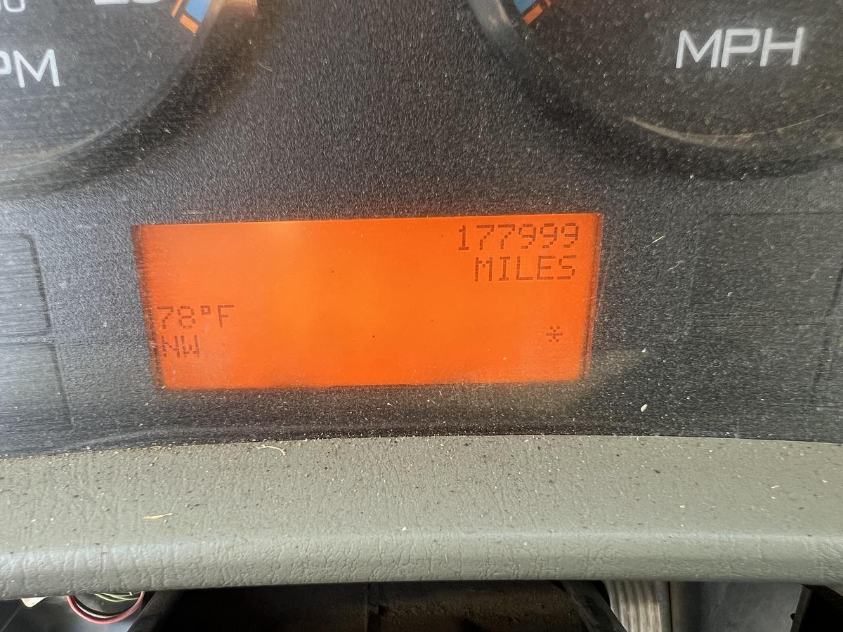 Used 2011 International 7600