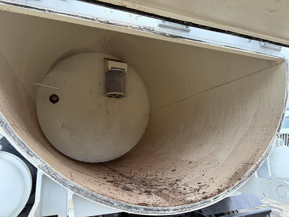 Used 2015 GUZZLER CLASSIC KENWORTH T800