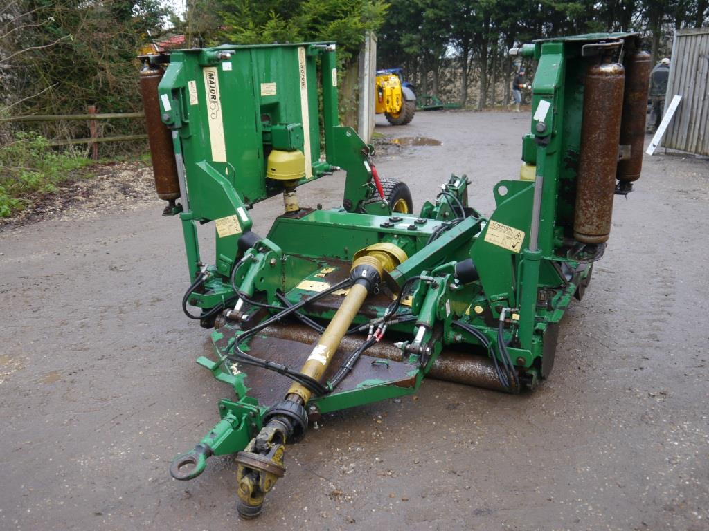 Used Major 12000 GM Rotary Topper