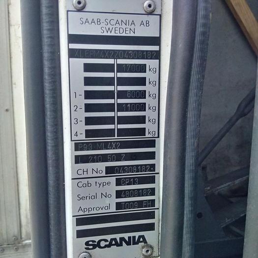 Usado 1991 SCANIA P 93M 220 box lorry