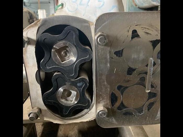 Used APV 1.5" x 1.5" Positive Displacement Pump Size 3