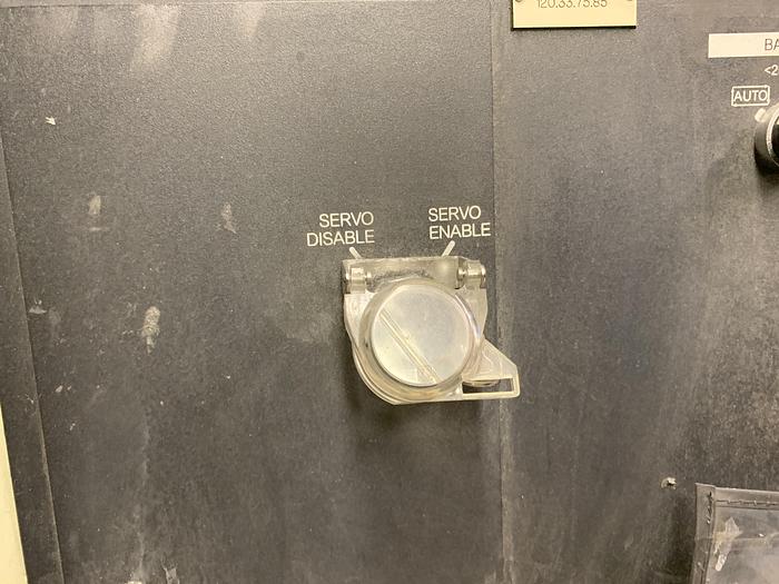 Used FANUC M900iA/350 6 AXIS CNC ROBOT WITH R30iA CONTROLLER 350KG X 2650mm REACH