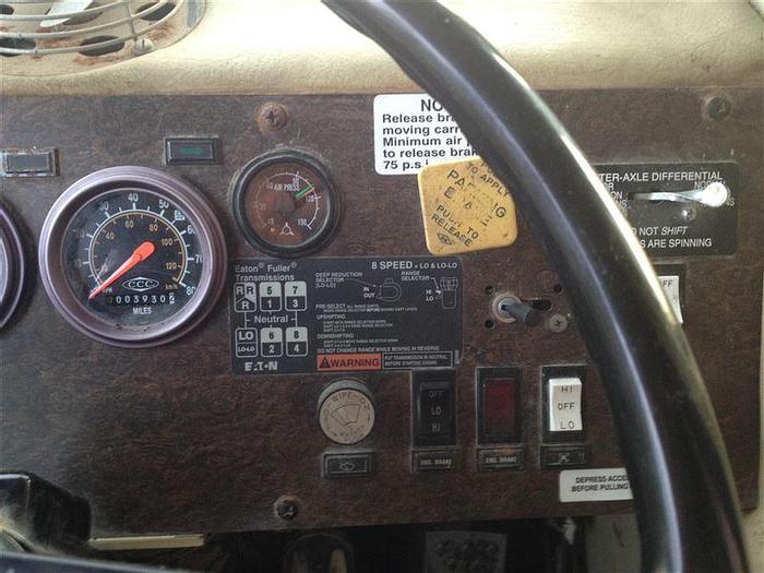 Used 1997 Ingersoll-Rand T4W DH Drill Rig