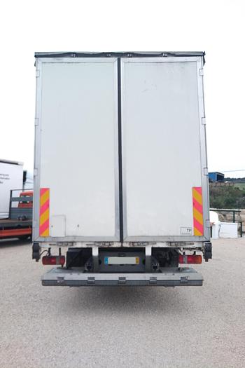 Usado 2001 VOLVO FL 19 250 curtainsider