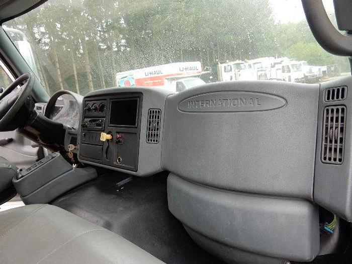 Used 2006 International 7600- Stock #: 8594