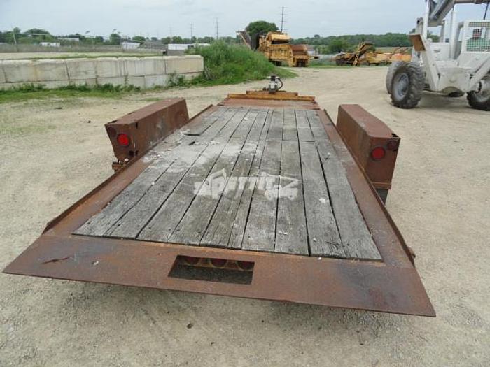 Used 2003 TOWMASTER T12-6TON TILT TOP