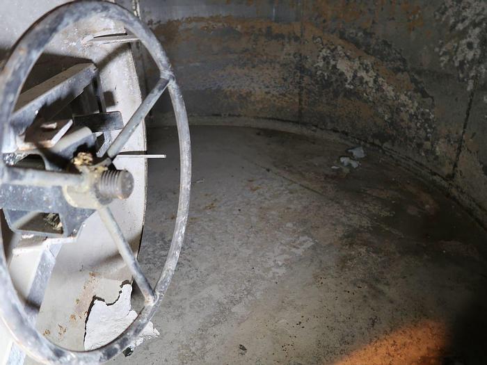 Used APACHE  MDL. T-110 10'DIA.  X 14' HIGH T-316L SS TANK W/AGITATOR