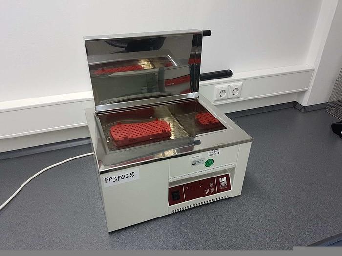 Used GFL Water Bath 1008 Incubation/Inactivation Water Bath