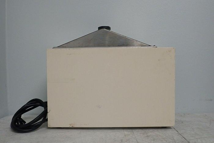 Used Thermo Fisher Scientific Model 2831 180 Series Water Bath with Lid