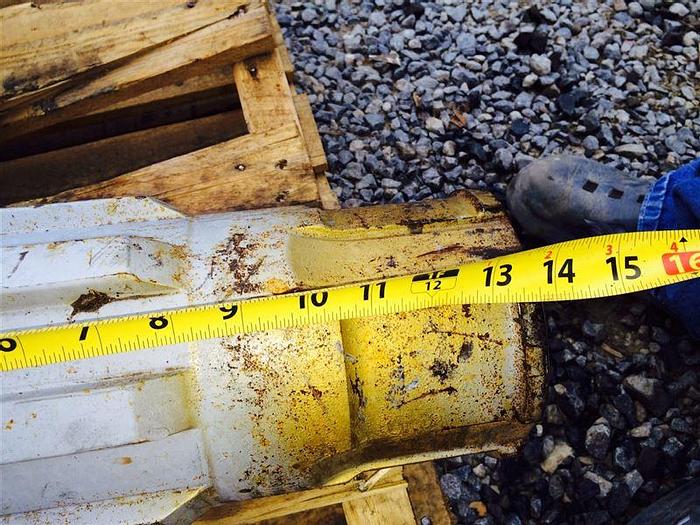 Used SD10 SHANK HAMMER BIT - SD109875CCDU