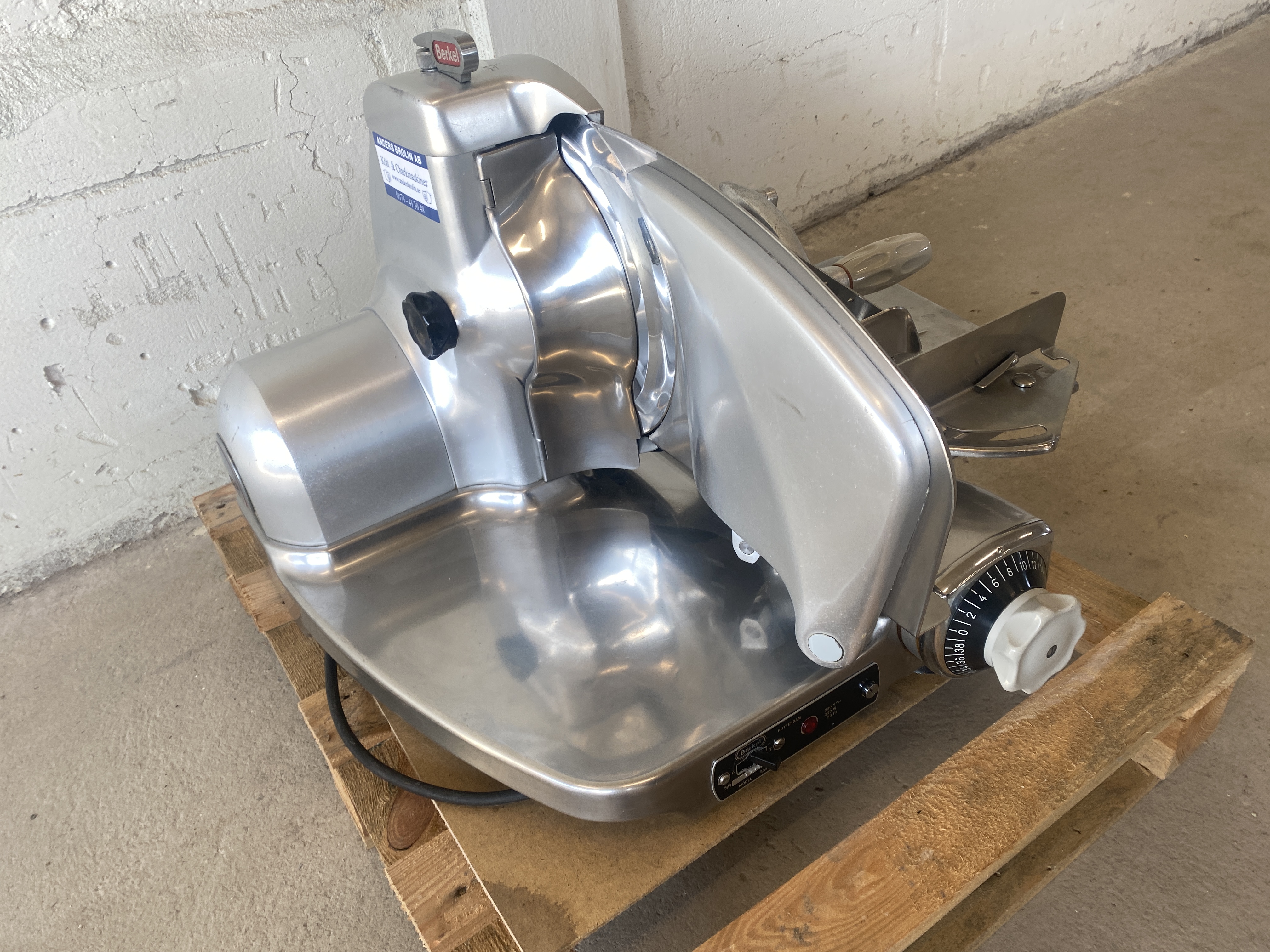 Begagnad Berkel  834