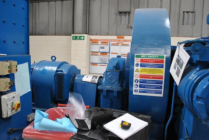 Used Shaw Robinson 22in dia x 60in Two Roll Mill