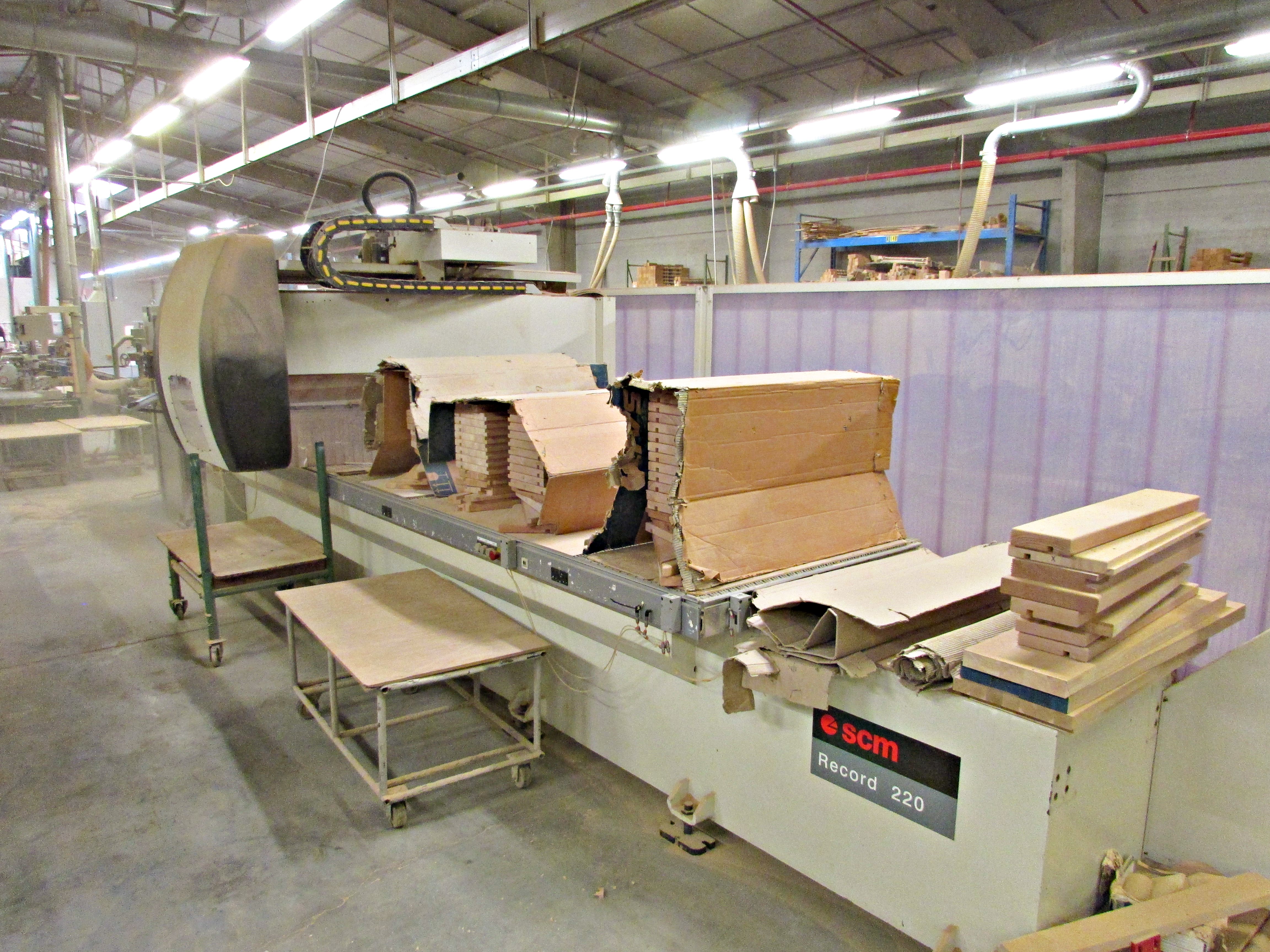 Used SCM Record 220 - 1999