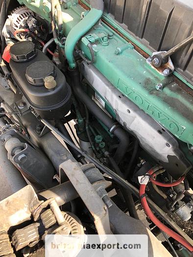 Used 2005 VOLVO FM12 380 8X2 chassis cab