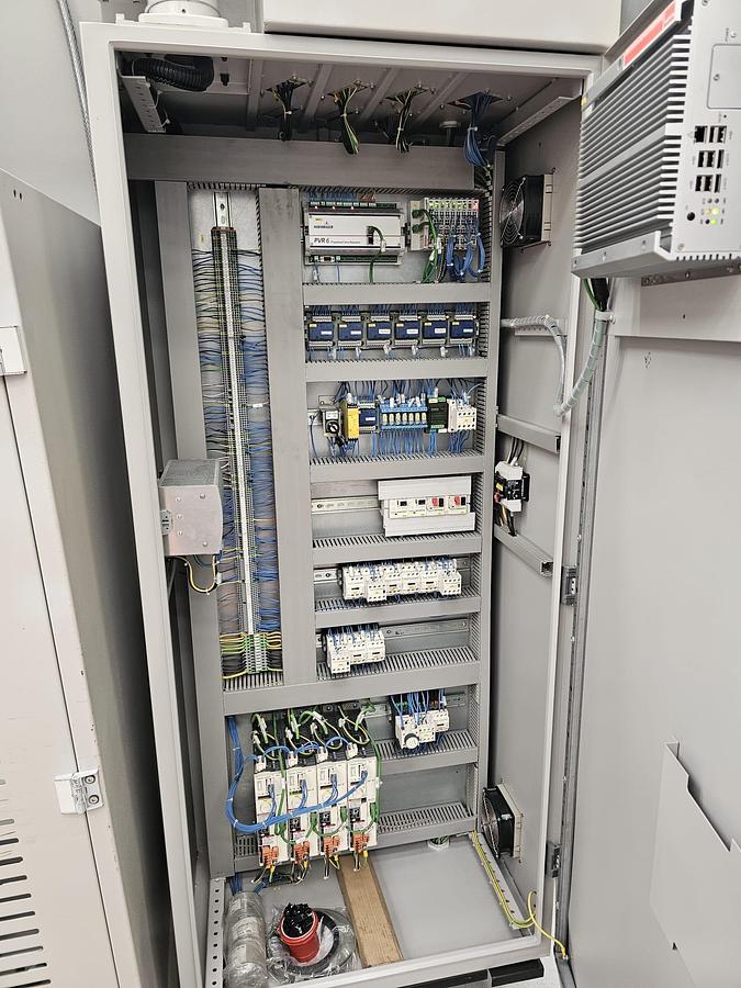 Used Bystronic Xact Smart  100 ton x 3m 6 axis cnc press brake