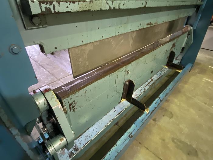 Used Keetona Hydroform   3mm x 2500mm Hydraulic folding machine