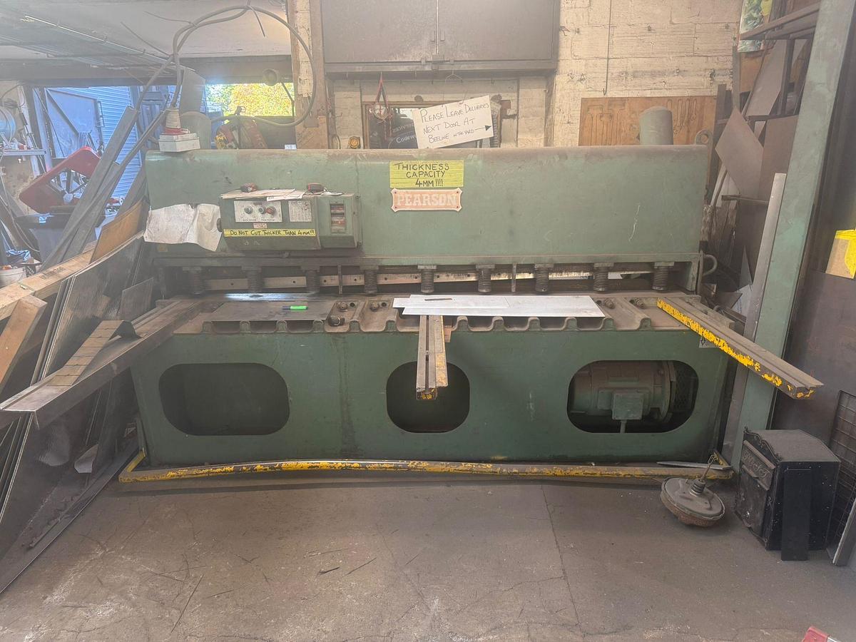 Used Pearson  2500mm 6.5mm Hydraulic Swing Beam guillotine