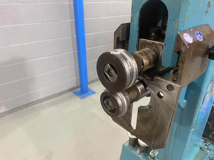 Used DAWCO 1.5mm Power Swage 240 volt single phase