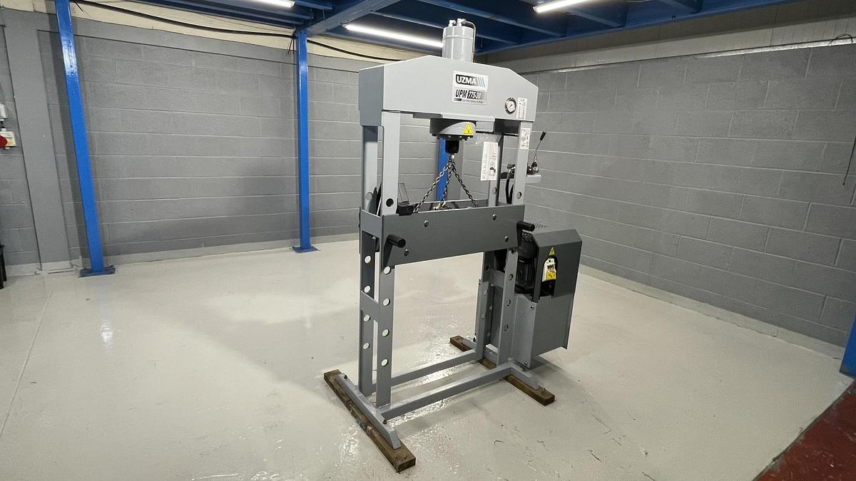 UZMA 30 TON Hydraulic heavy Duty workshop press