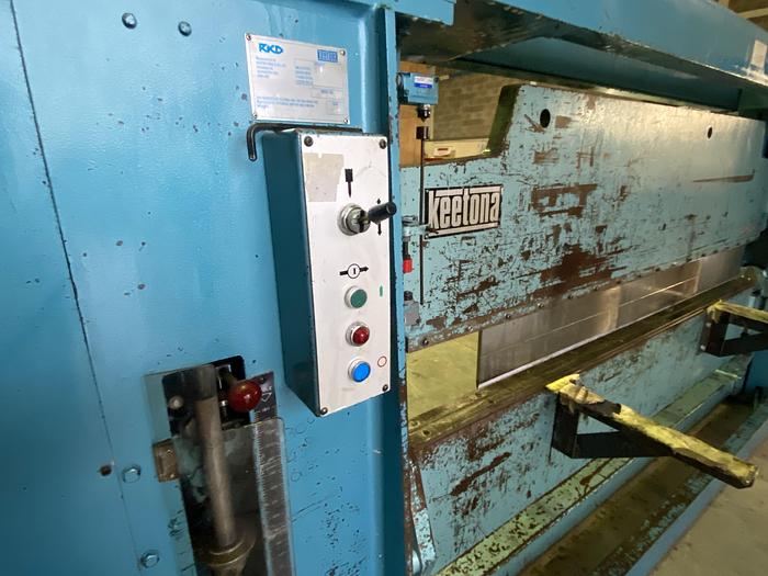 Used Keetona Hydroform   3mm x 2500mm Hydraulic folding machine