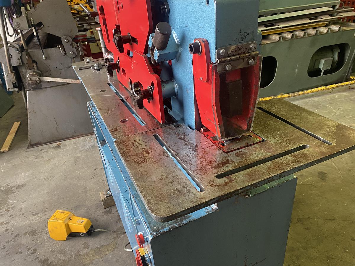 Used Kingsland 45 ton XA compact steelworker 5 station