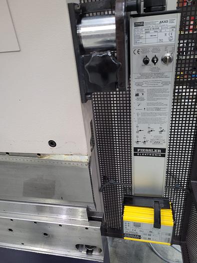 Used BYSTRONIC PR6. 2550mm x 60 ton CNC press brake